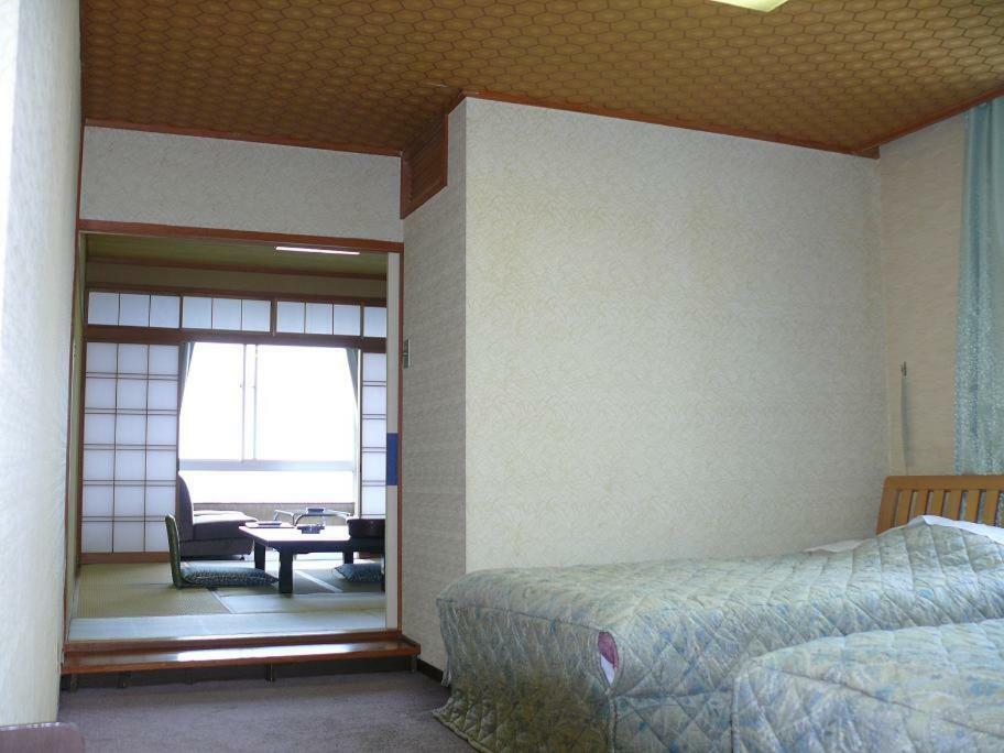 Hotel Ikaho Ginsui Shibukawa Екстериор снимка