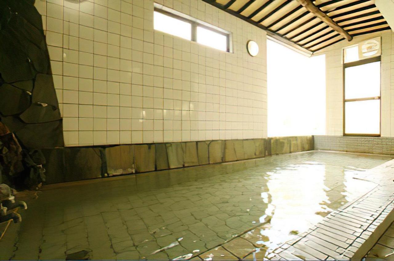 Hotel Ikaho Ginsui Shibukawa Екстериор снимка